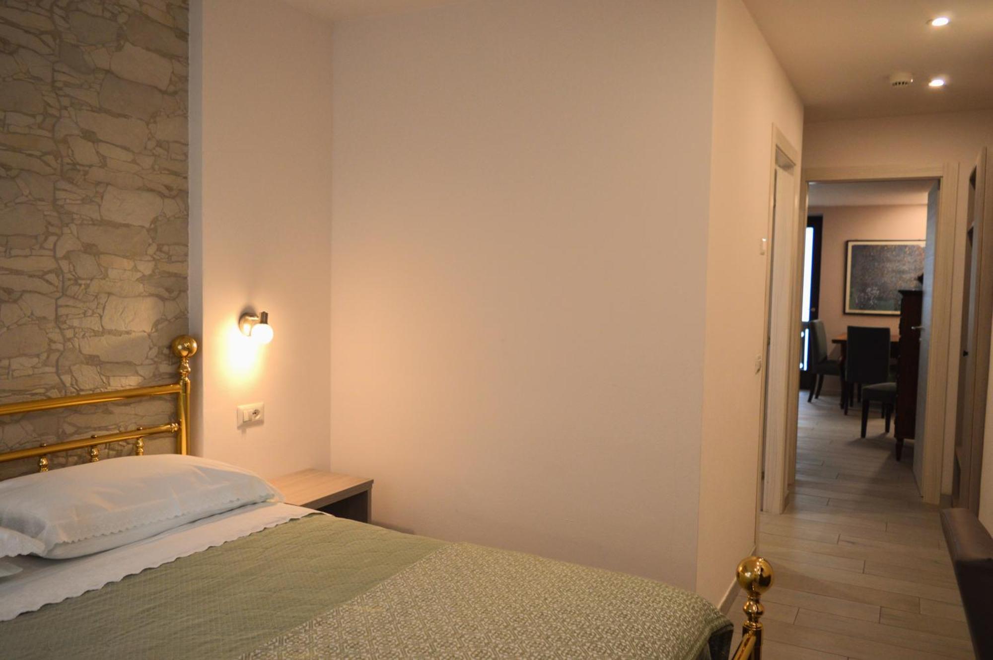 Hotel Wanda Pinzolo Bagian luar foto