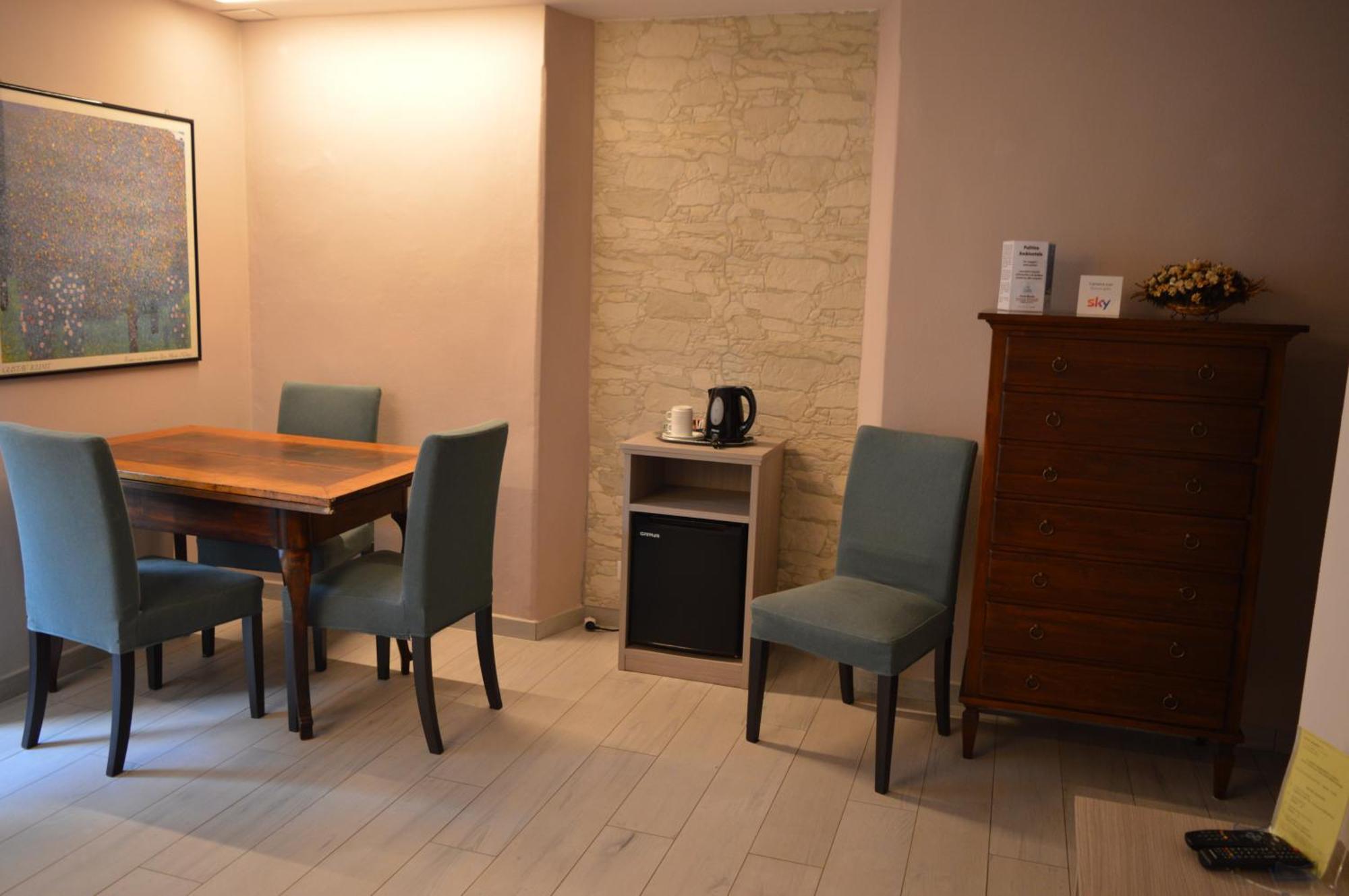 Hotel Wanda Pinzolo Bagian luar foto
