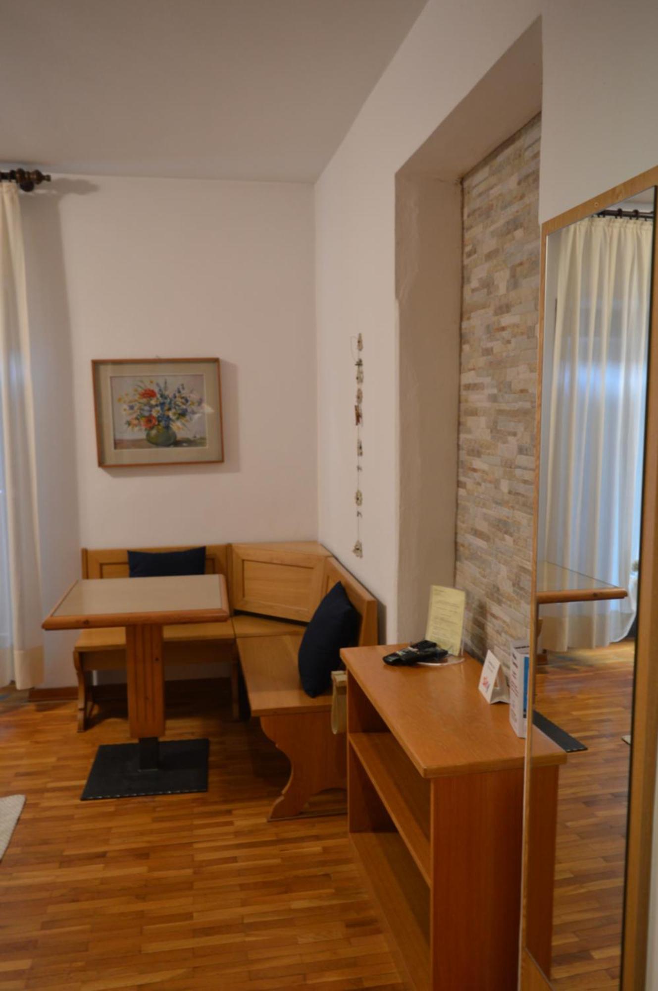 Hotel Wanda Pinzolo Bagian luar foto