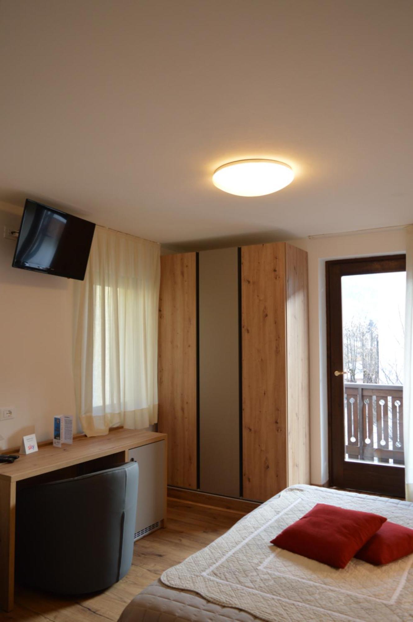 Hotel Wanda Pinzolo Bagian luar foto