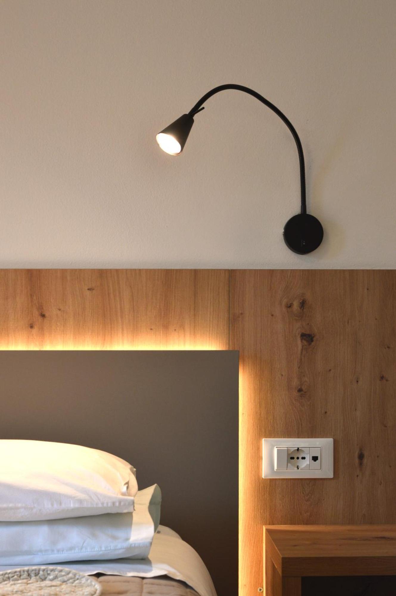 Hotel Wanda Pinzolo Bagian luar foto