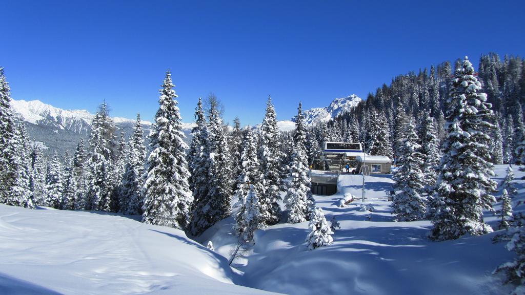 Hotel Wanda Pinzolo Bagian luar foto