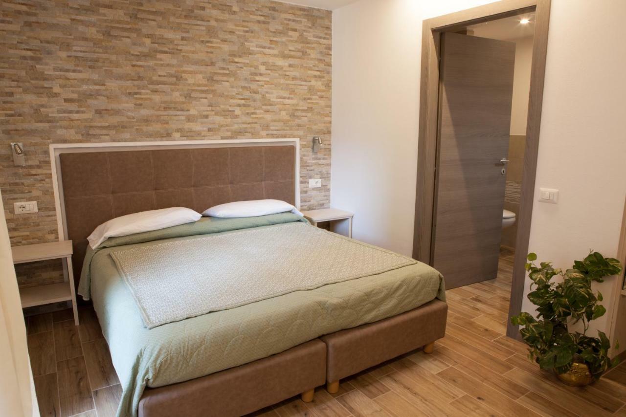 Hotel Wanda Pinzolo Bagian luar foto